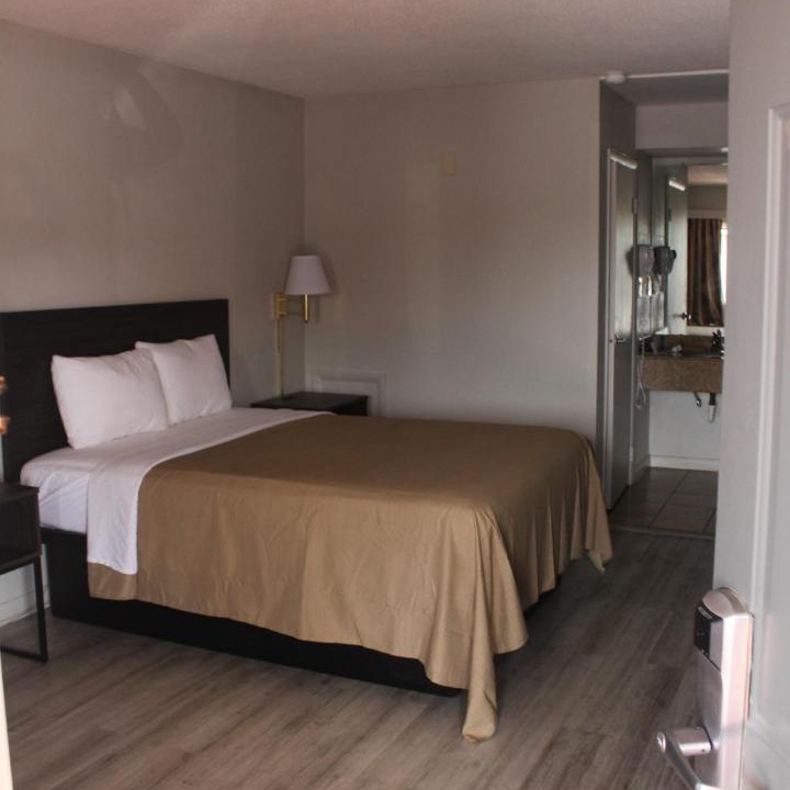 Photo of Bedroom in Huntsville