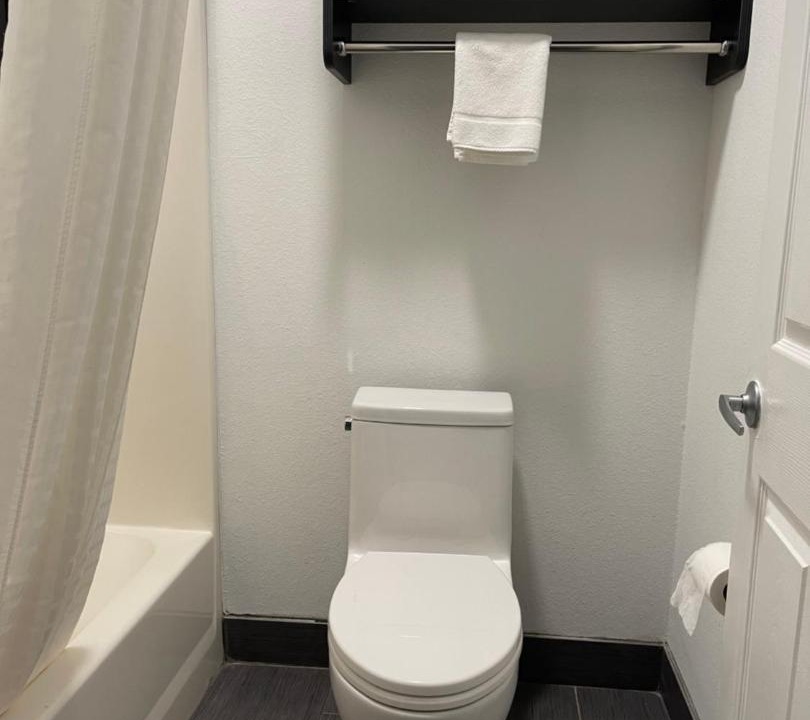 Photo of Bathroom in Lindsay