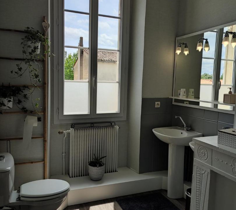 Photo of Bathroom in Cubzac-les-Ponts