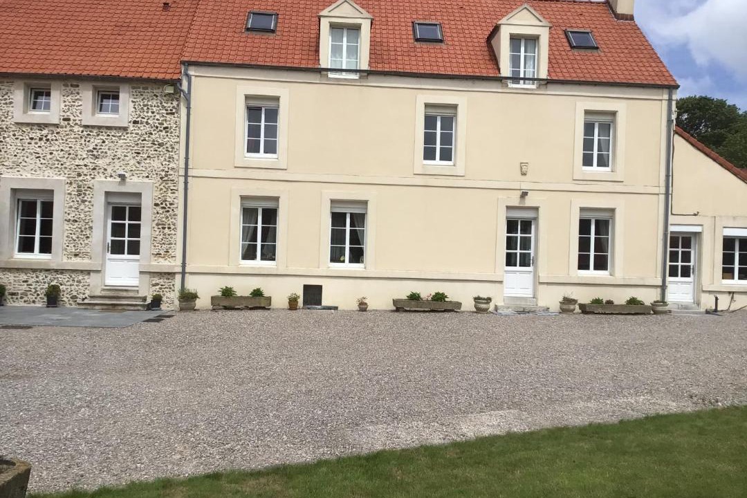 Photo of Buildings in Escalles