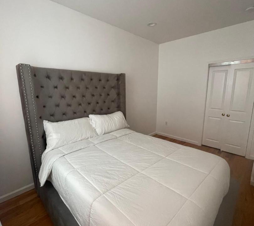 Photo of Others in Williamsbridge