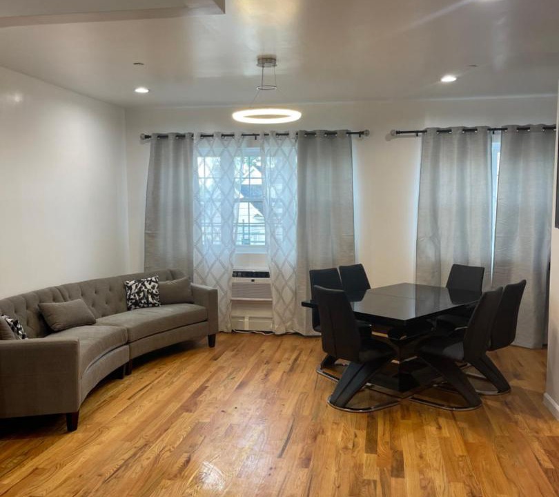 Photo of Others in Williamsbridge