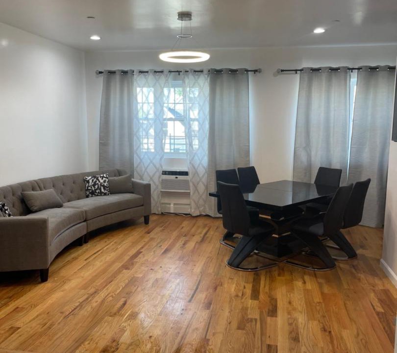 Photo of Others in Williamsbridge