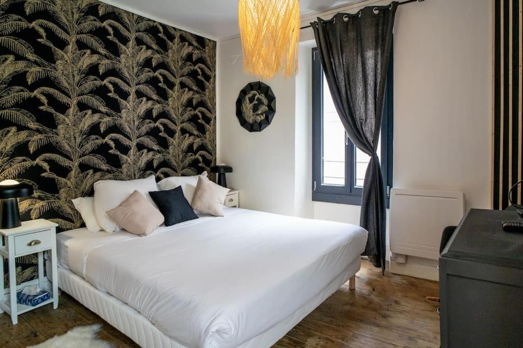 Photo of Bedroom in Pierrefitte-Nestalas