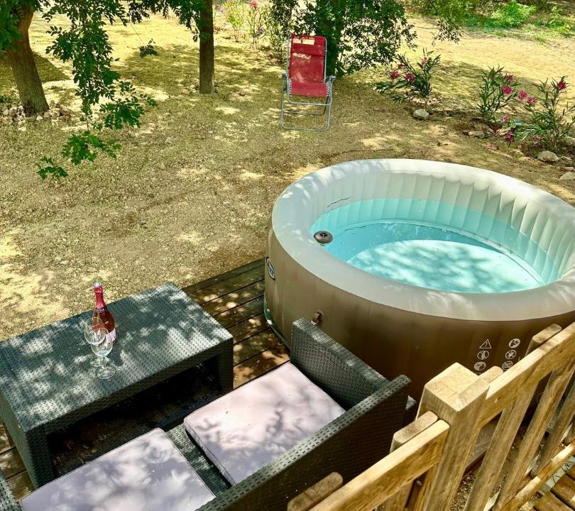 Photo of Others in Le Cailar