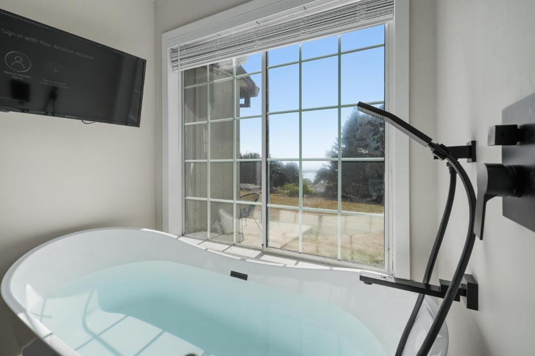 Photo of Bathroom in Mendocino