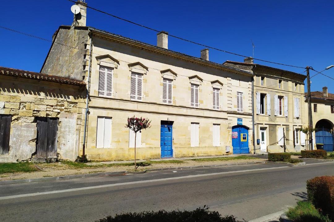 Photo of Buildings in Cubzac-les-Ponts