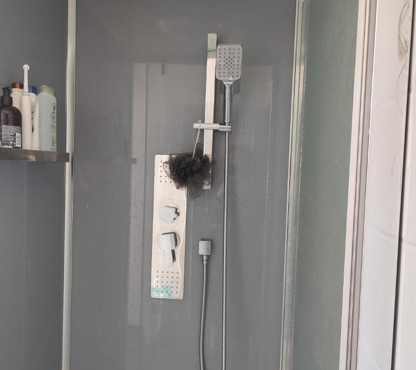 Photo of Bathroom in Cubzac-les-Ponts