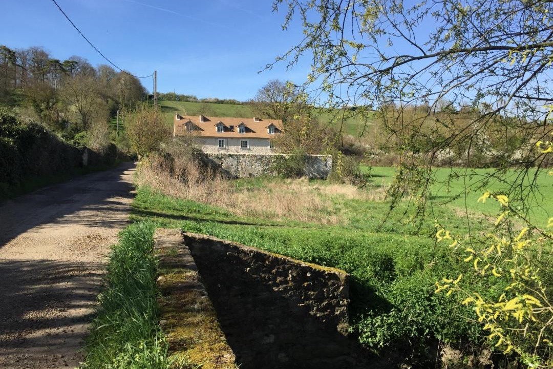 Photo of Others in Thiveral-Grignon
