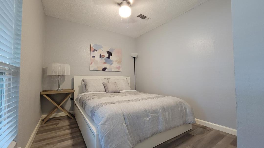 Photo of Bedroom in Northeast Houston