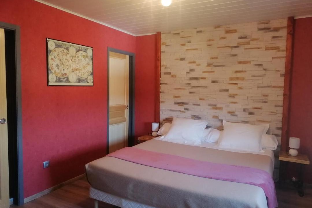 Photo of Bedroom in Saint-Berain-sur-Dheune
