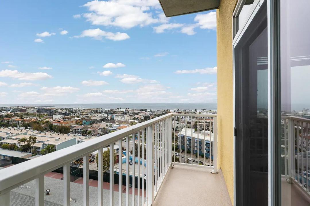 Photo of Patio Balcony in Marina Peninsula