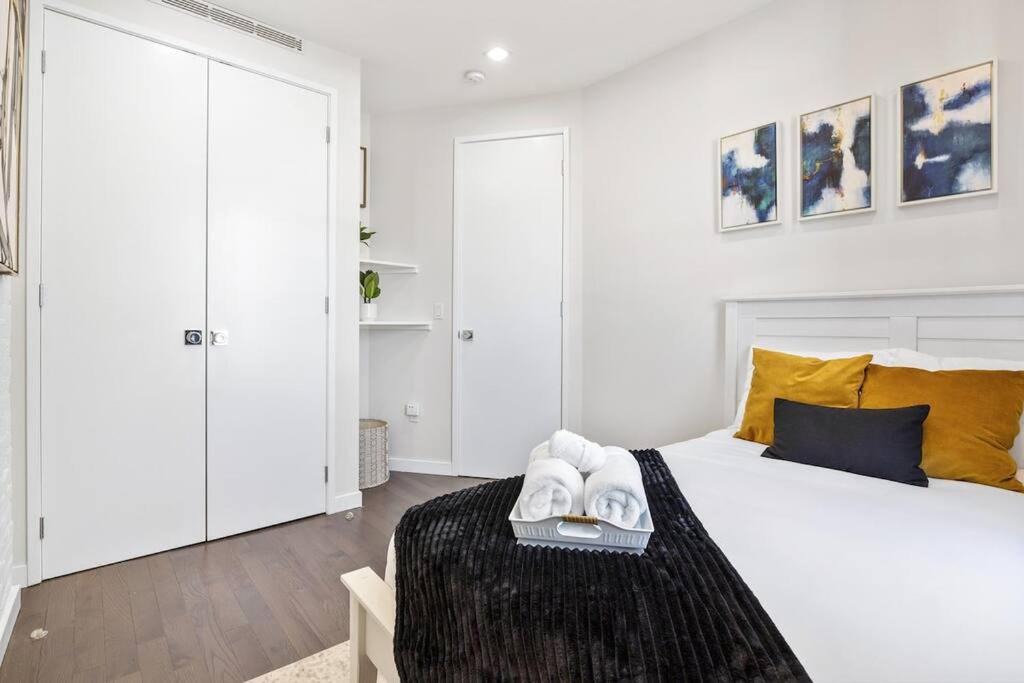 Photo of Others in Harlem