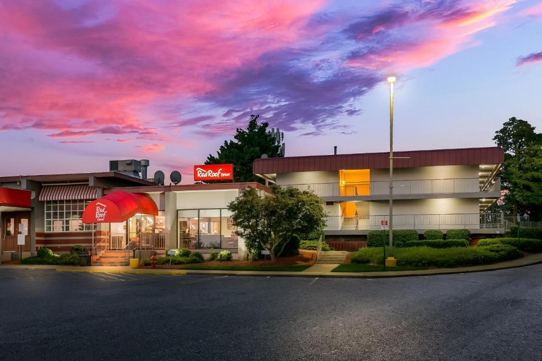 Photo of Buildings in Woodlawn