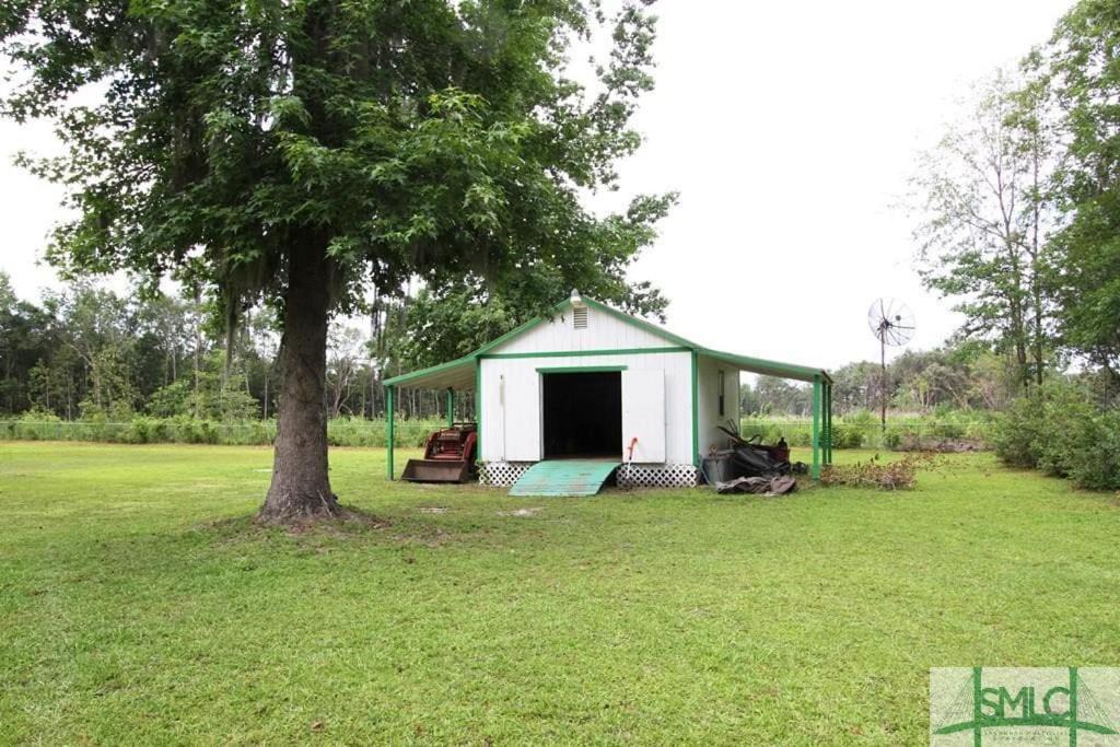 Photo of Buildings in Midway