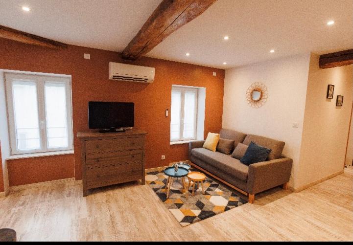 Photo of Others in Saint-Just-la-Pendue