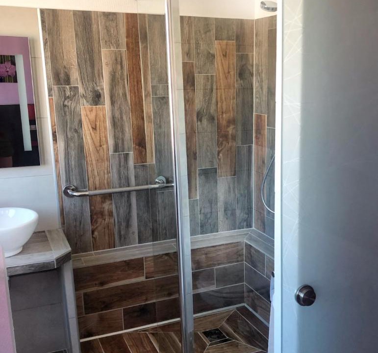 Photo of Others in Hellimer