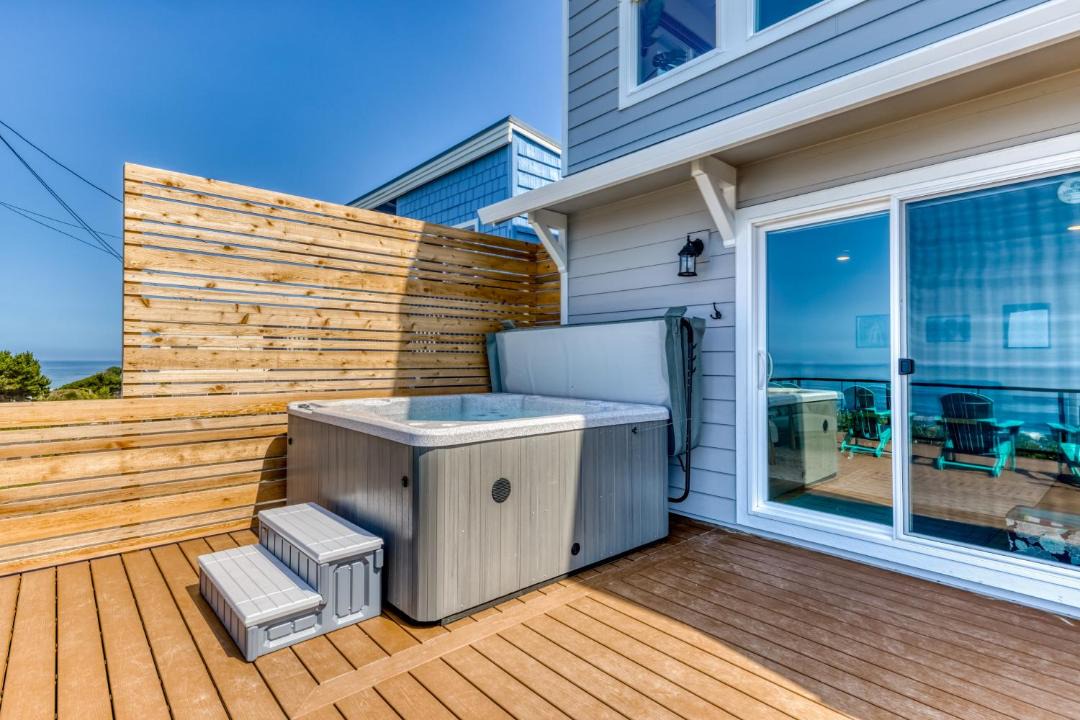 Photo of Others in Nelscott