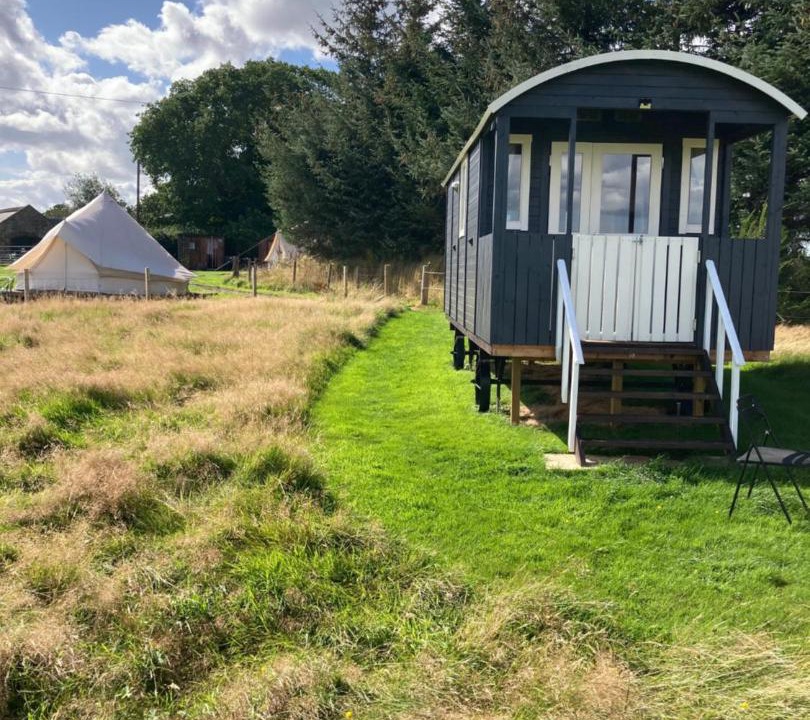 Photo of Others in Roslin