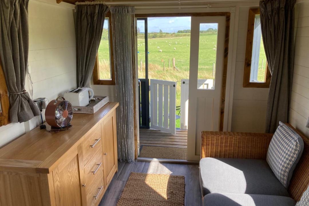 Photo of Others in Roslin