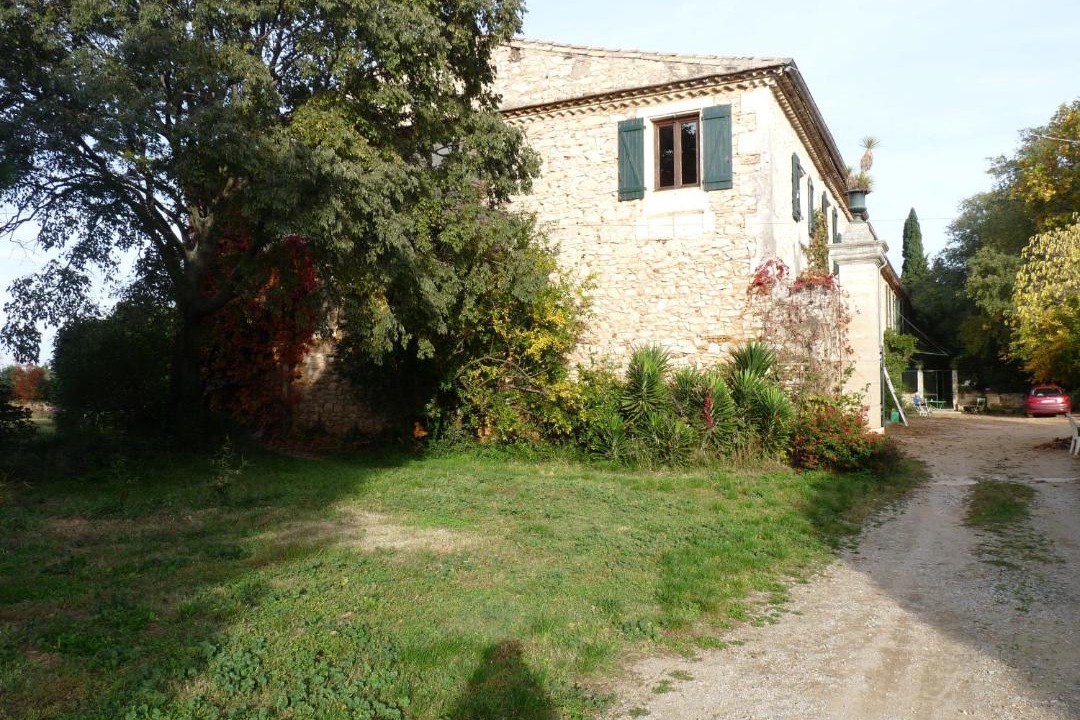 Photo of Buildings in Costieres