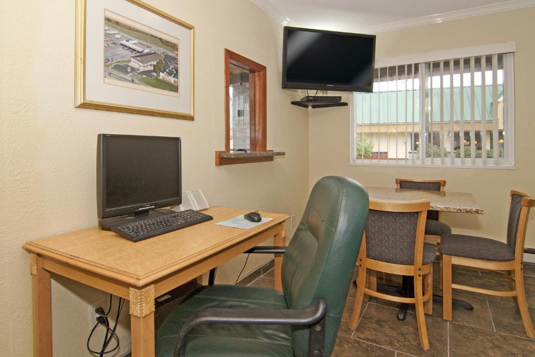 Photo of Livingroom in Shakopee
