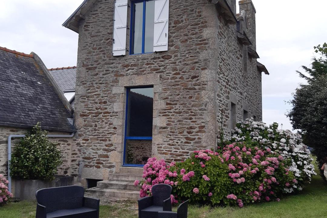 Photo of Buildings in Treguennec