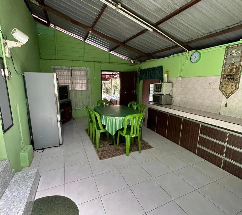 Photo of Others in Kampung Kuala Parit