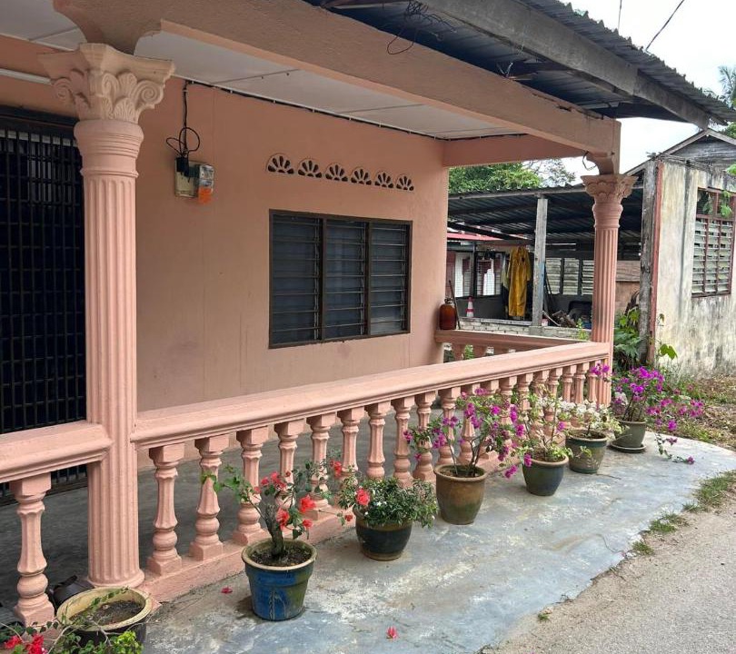 Photo of Others in Kampung Kuala Parit