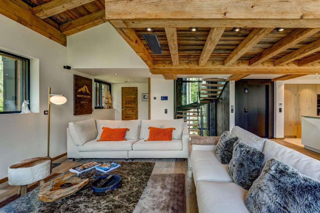 Photo of Others in Les Tines