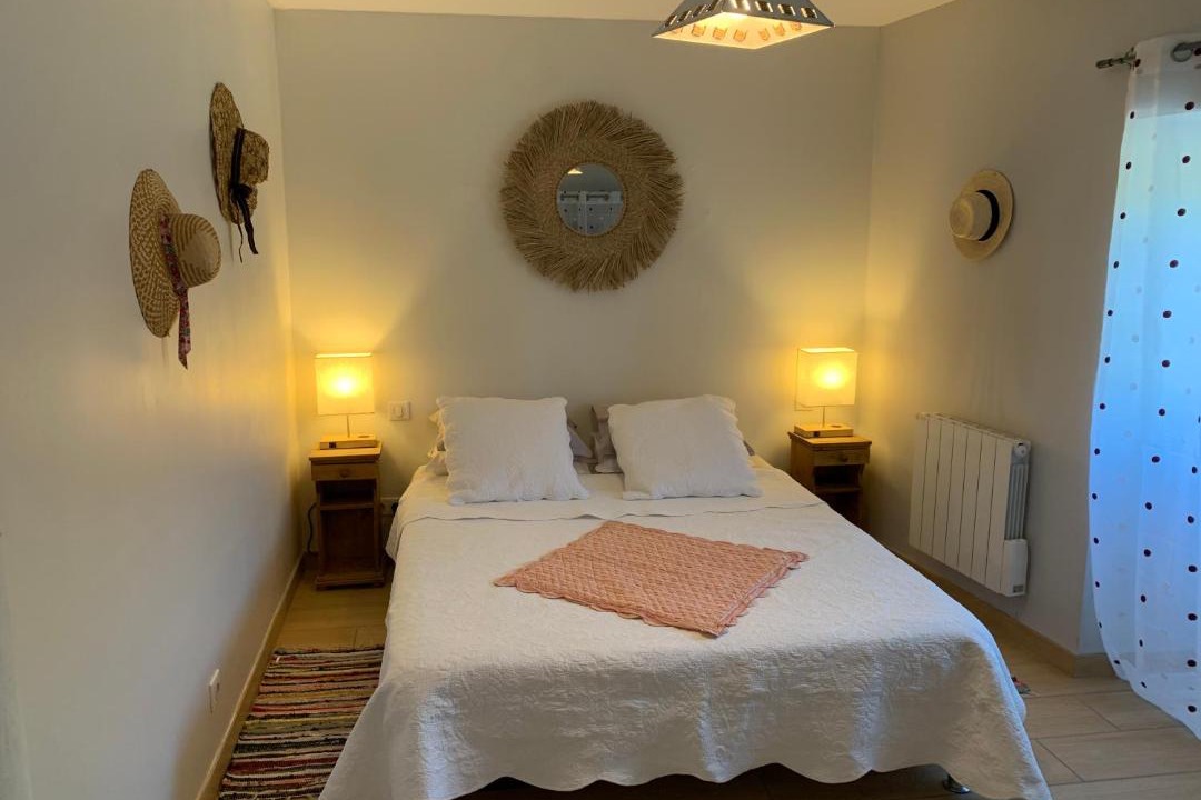 Photo of Bedroom in Monbazillac