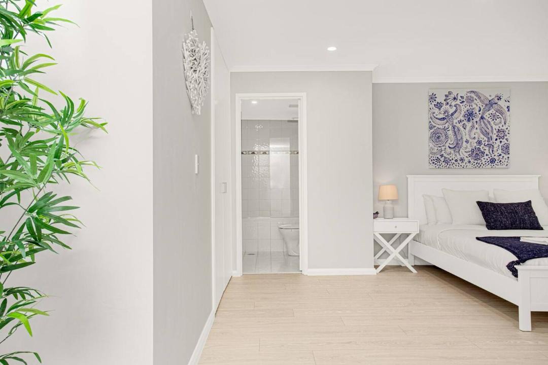 Photo of Others in Crows Nest