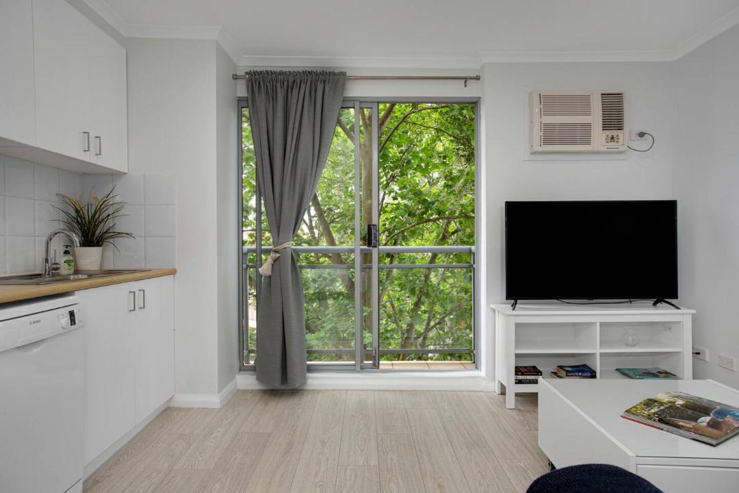 Photo of Others in Crows Nest