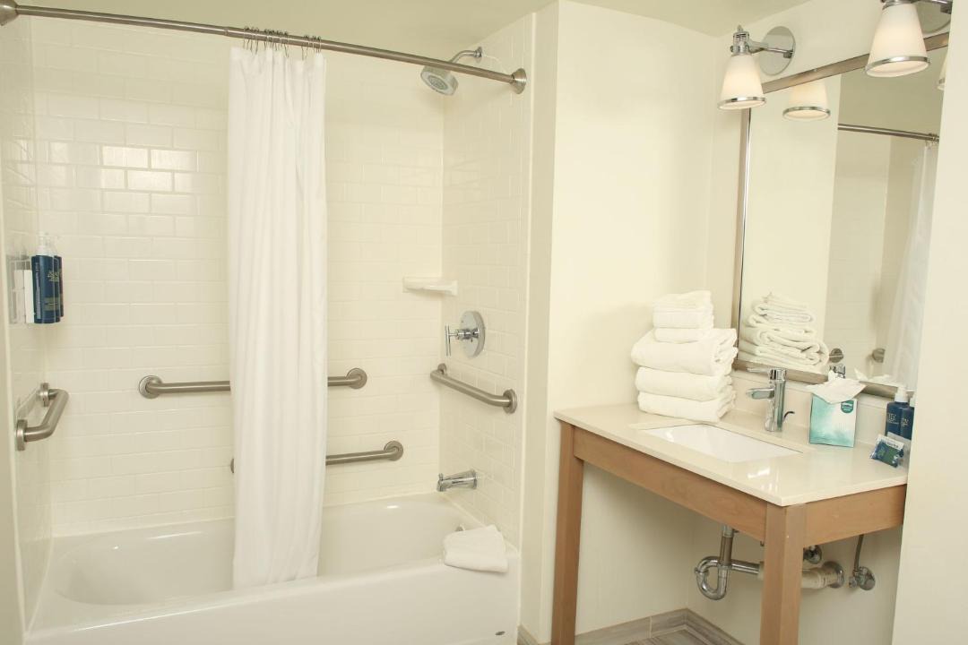 Photo of Bathroom in Wydewood Estates