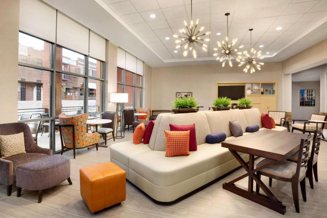 Photo of Livingroom in Five Points South