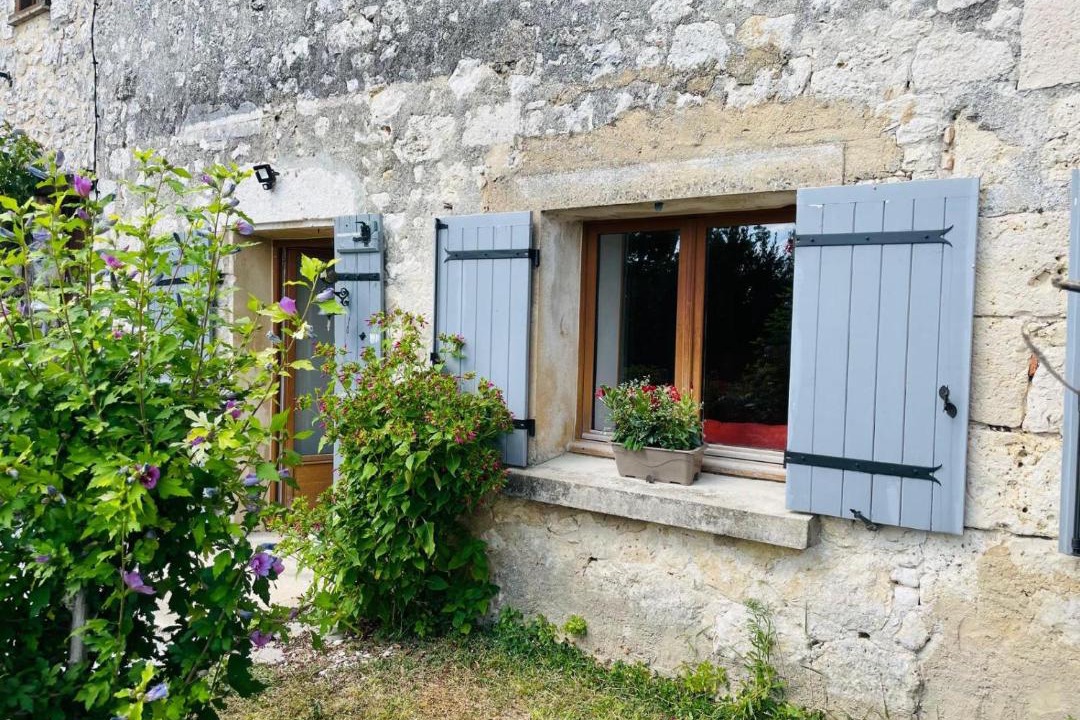 Photo of Buildings in Saint-Cernin-de-Labarde