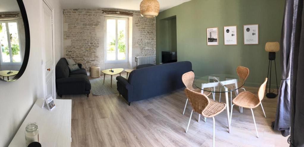 Photo of Livingroom in Maillezais