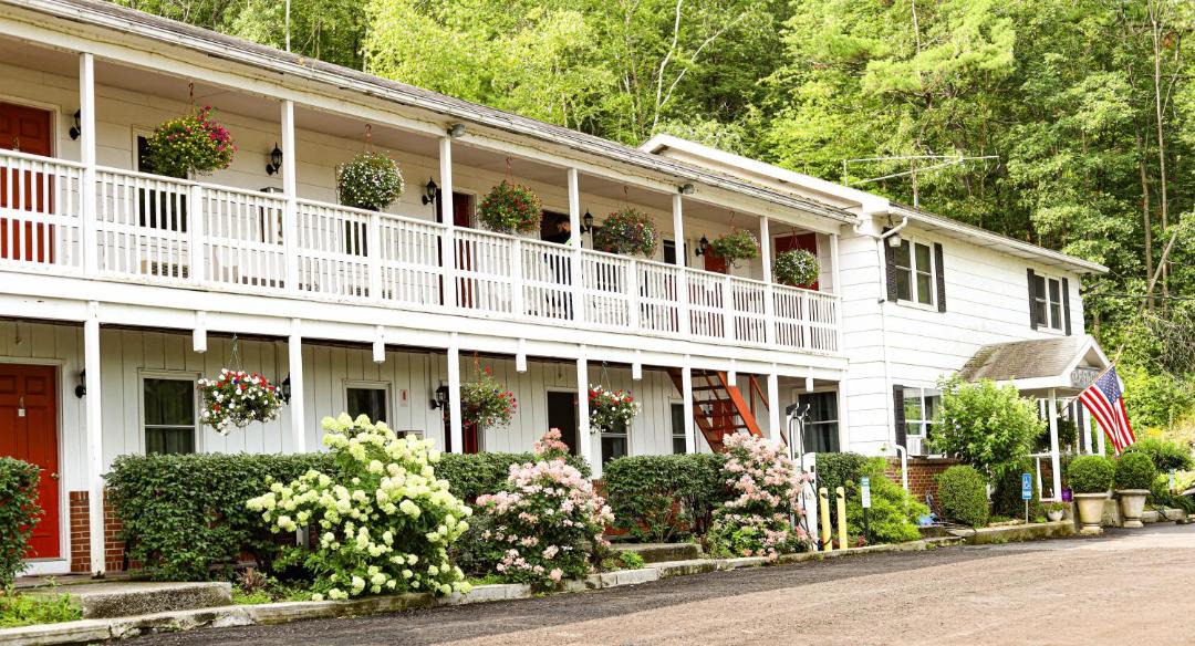 Photo of Others in Old Chatham