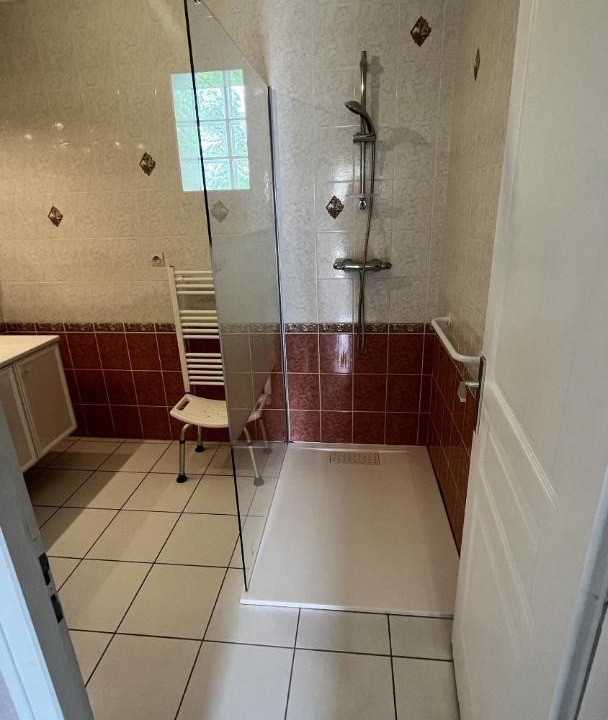 Photo of Bathroom in Damery