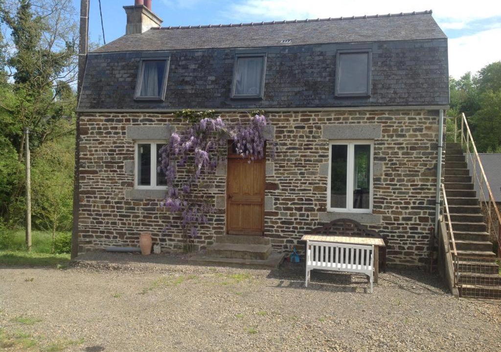 Photo of Buildings in Bernieres-le-Patry
