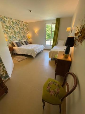 Photo of Bedroom in Saint-Pierre-de-l'Isle