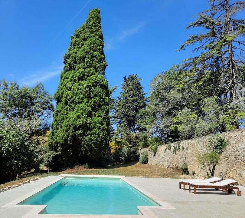 Photo of Others in Castin