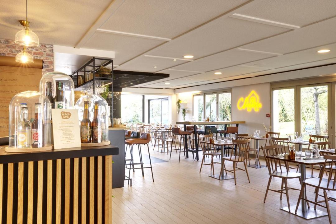 Photo of Livingroom in Taverny