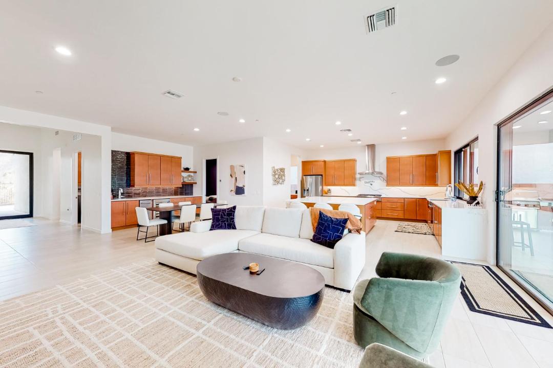 Photo of Livingroom in Dove Mountain
