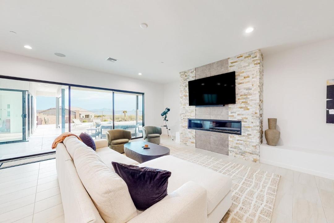 Photo of Livingroom in Dove Mountain