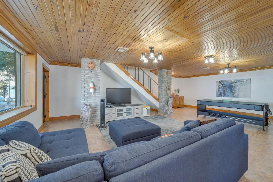 Photo of Livingroom in Hoyt