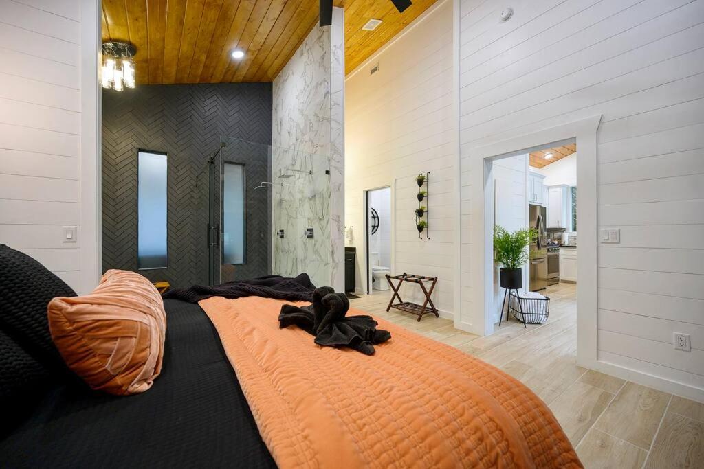 Photo of Bedroom in Broken Bow