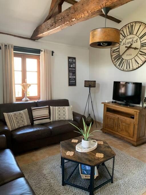 Photo of Livingroom in Le Champ-Saint-Pere