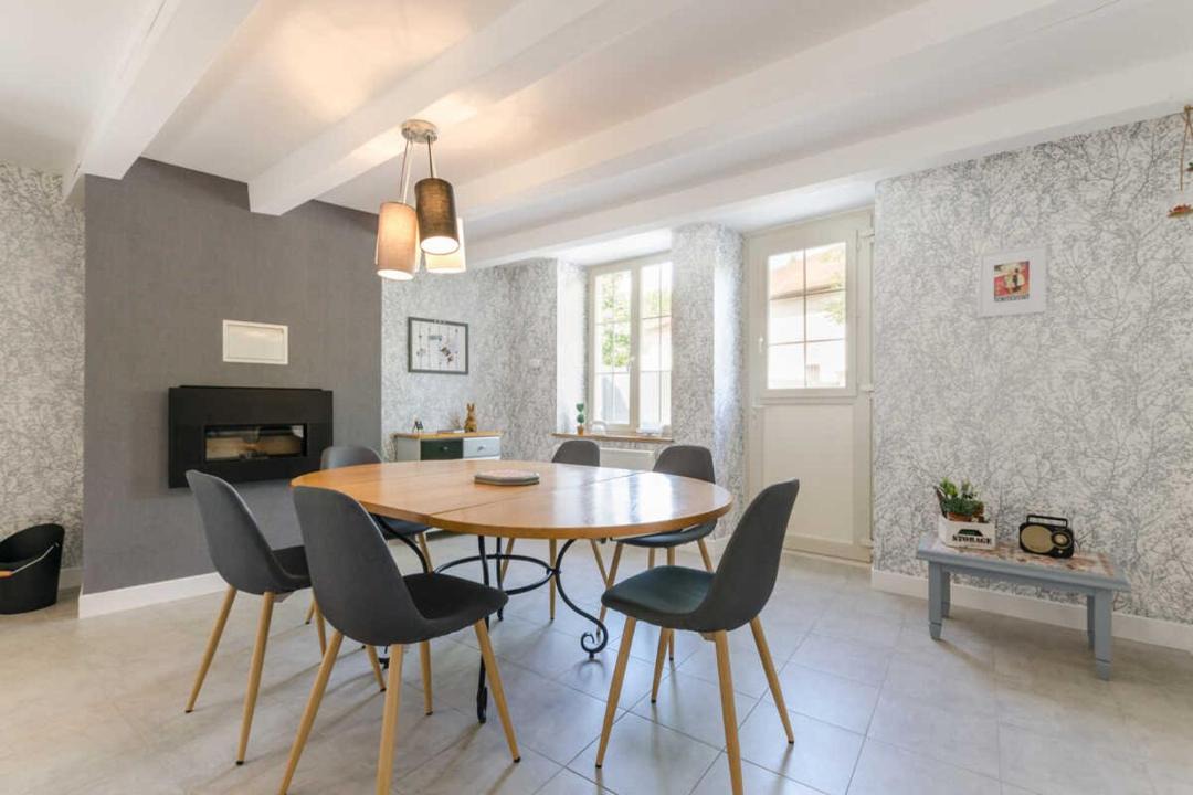 Photo of Livingroom in Dolancourt