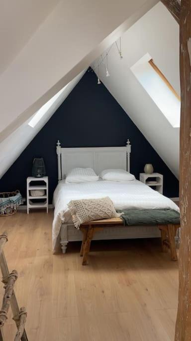 Photo of Bedroom in Camphin-en-Pevele